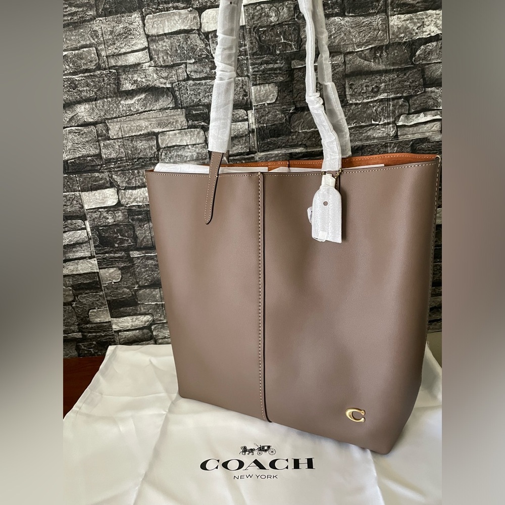 Coach Nomad Tote in Dark Stone ♥️Brand New♥️ Great Fall Color♥️